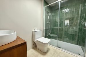 Bedroom 2 En-suite- click for photo gallery